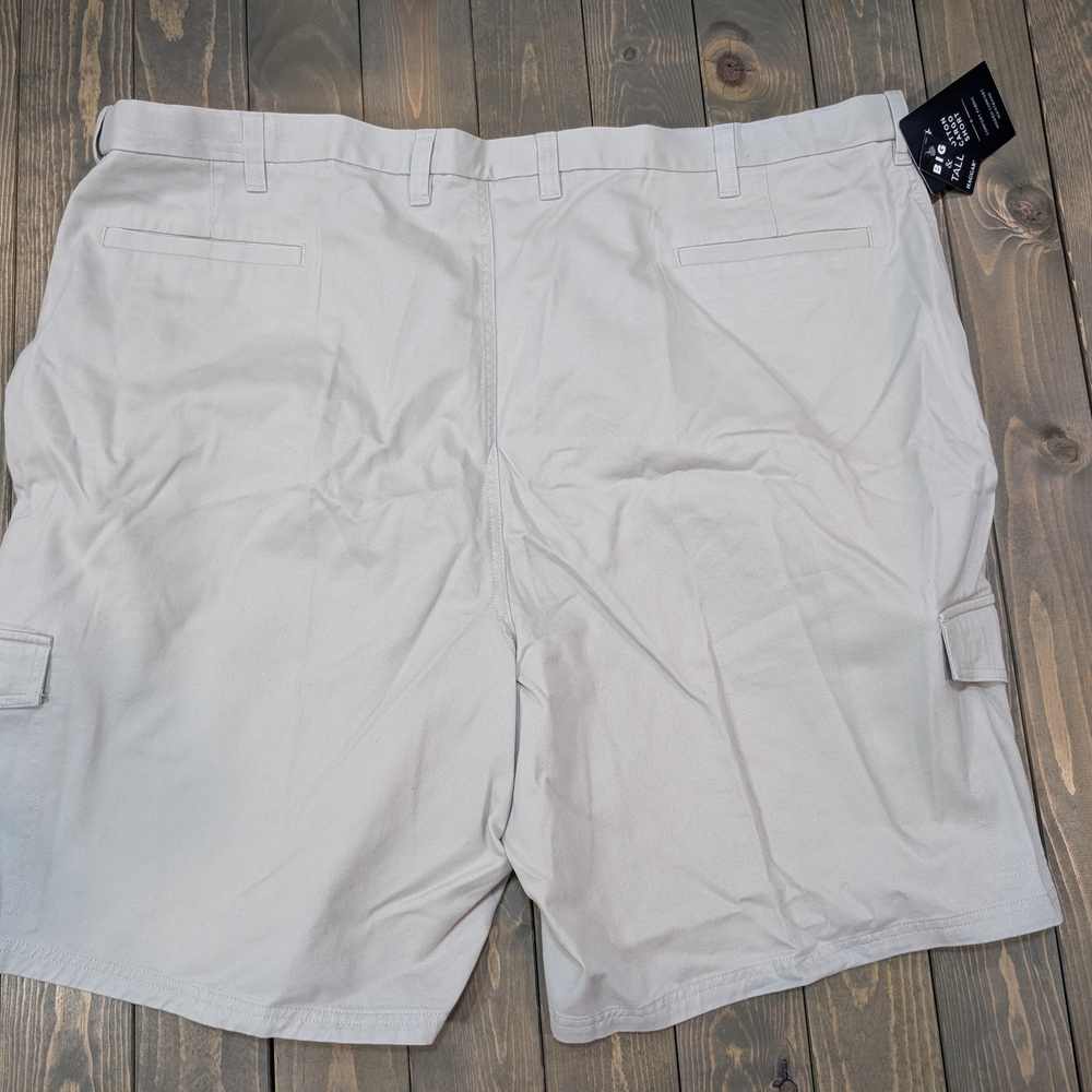 Haggar Men's Light Gray Cargo Shorts with Side Pockets